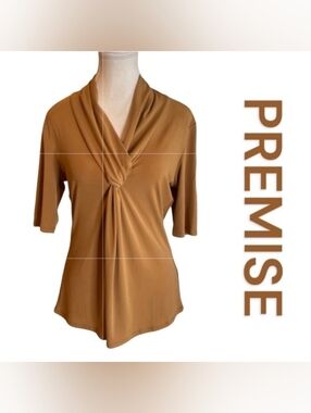 NWT PREMISE Preppy Top